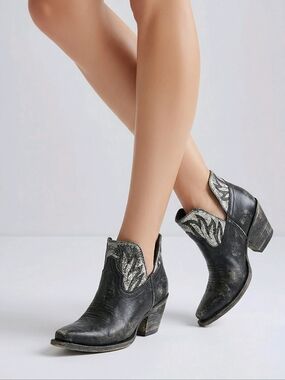 Ariat Women's Hazel Western Boots - Distressed Black